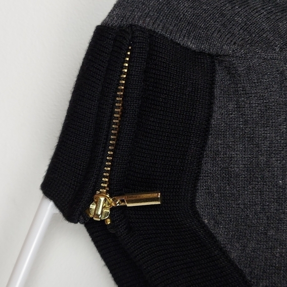 Cable and Gauge Black and Gray Sweater - Picture 3 of 5